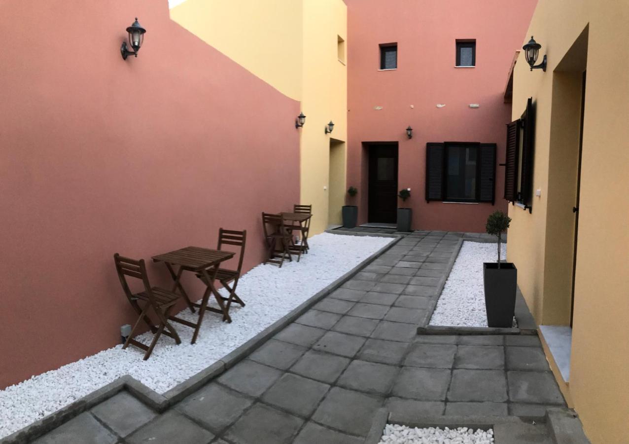 Apartments In The Center Marasia Rhodes City Extérieur photo