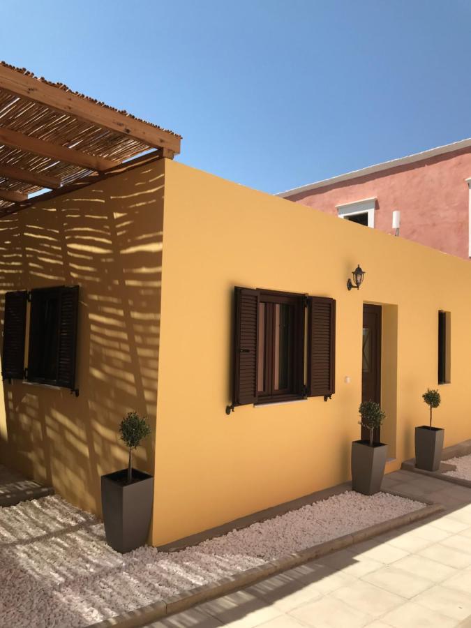 Apartments In The Center Marasia Rhodes City Extérieur photo